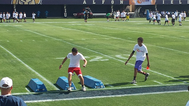 出了高压逼 出了高压逼