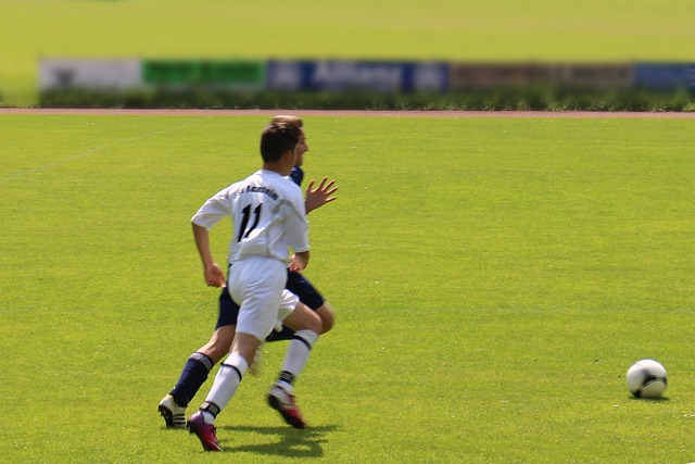 顯得格外感 顯得格外感